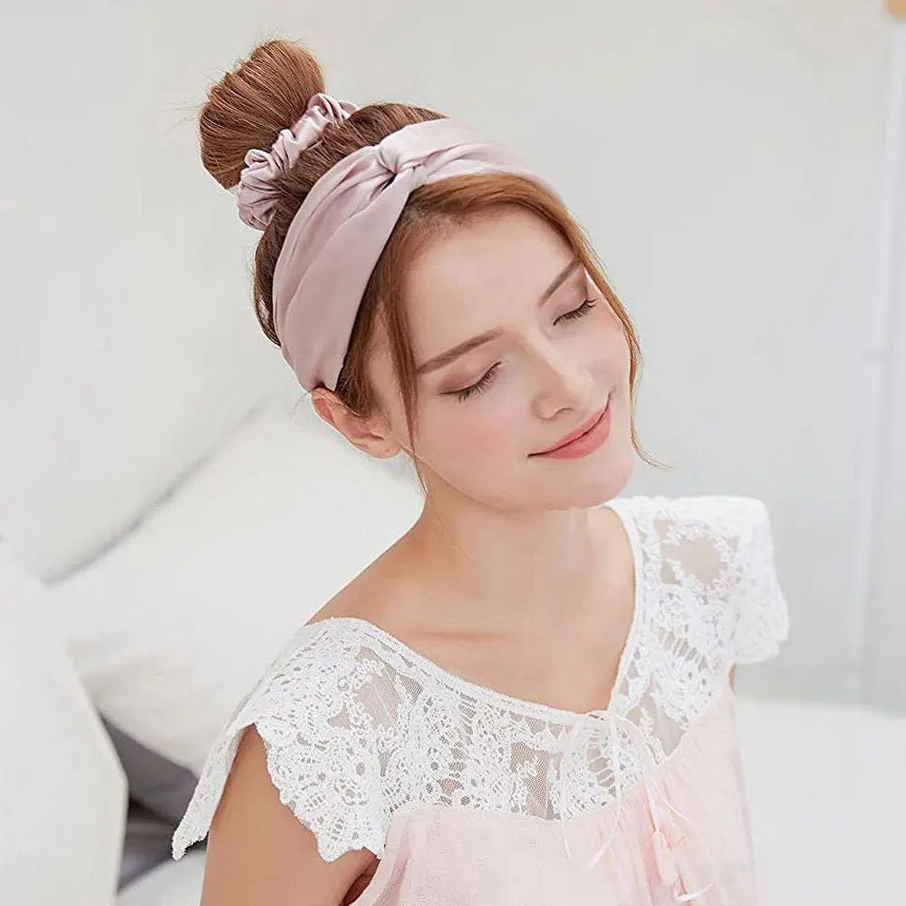 Silk Travel Set – Eye Mask, Scrunchies & Pouch