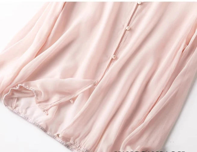 Silk Summer Top – Lightweight & Breezy