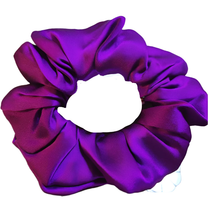 Silk Scrunchies – Soft & Luxurious Hold