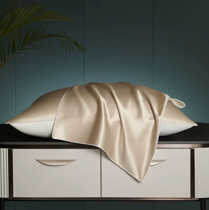 Silkvana Champagne Gold Mulberry Silk Pillowcase – elegant gold silk bedding for luxurious sleep and skin care