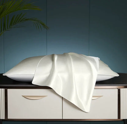 Silkvana 100% Mulberry Silk Pillowcase in White – smooth luxury pillow cover for glowing skin and healthy hair